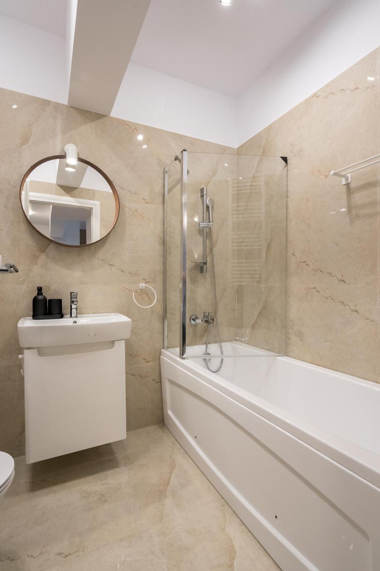 Spacious 606 Apartament Bucureşti