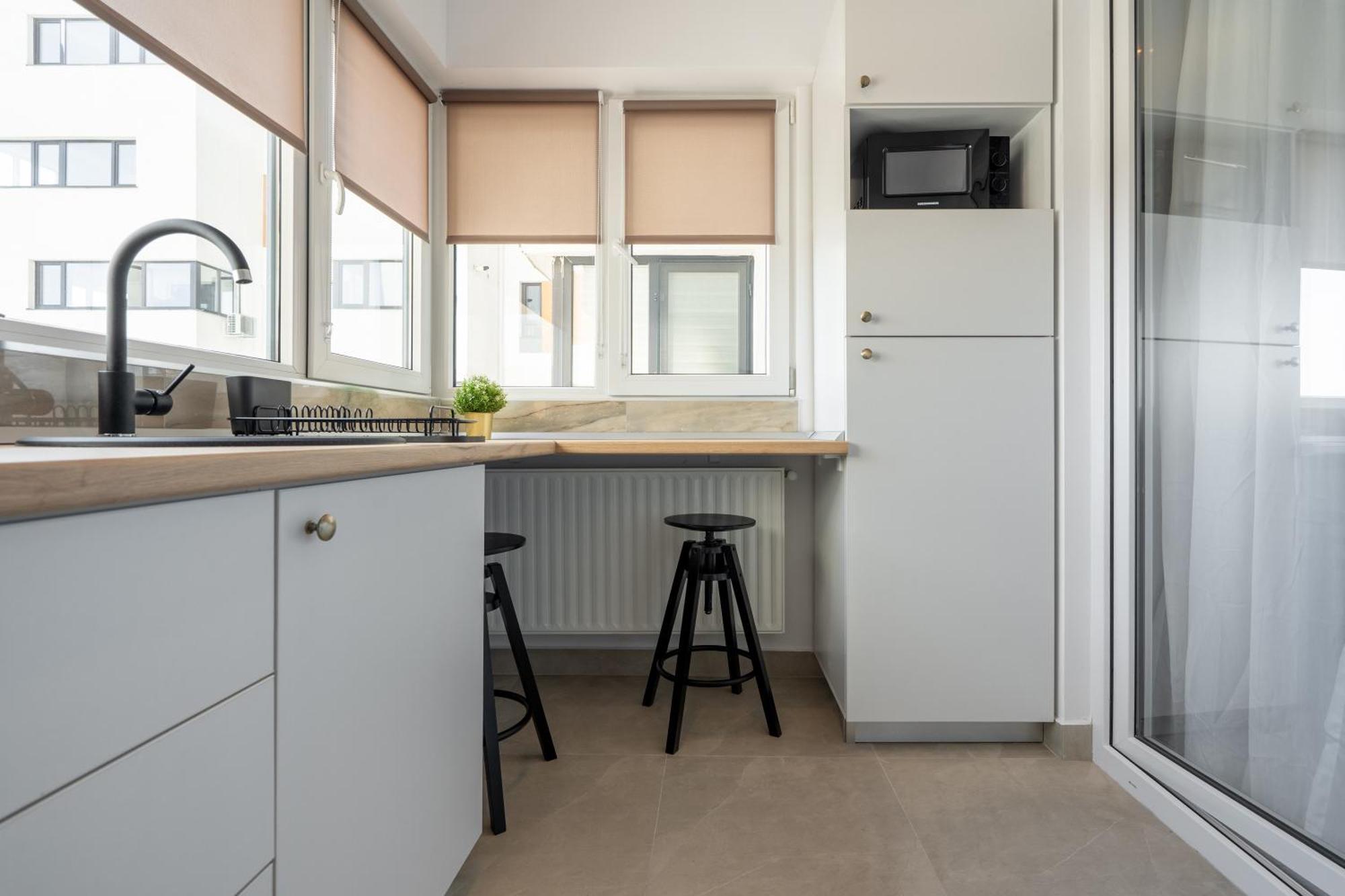 Spacious 606 *