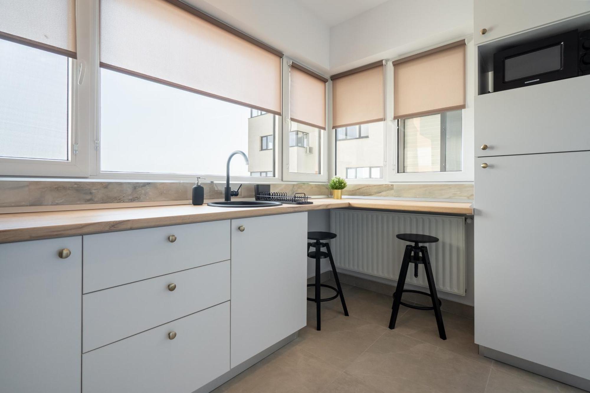 Spacious 606 *